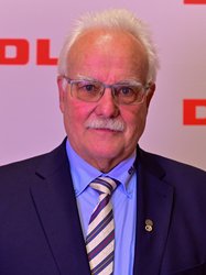 Ehrenpräsident: Reiner Wiedenbrück